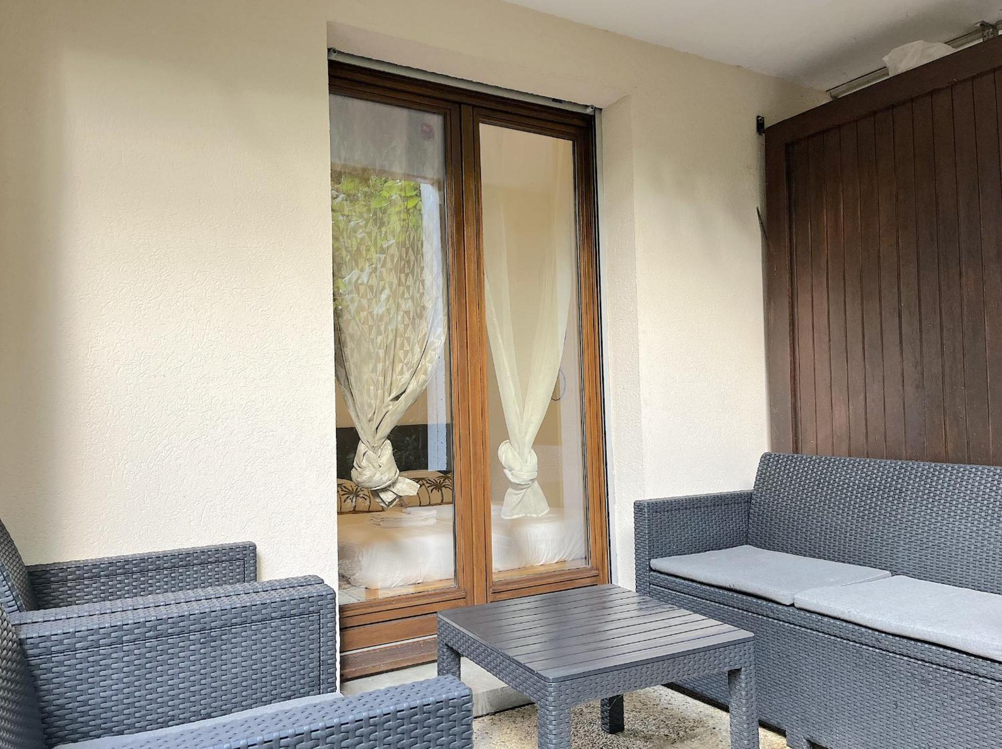 Joli Studio Avec Jardin Apartment อานซี ภายนอก รูปภาพ
