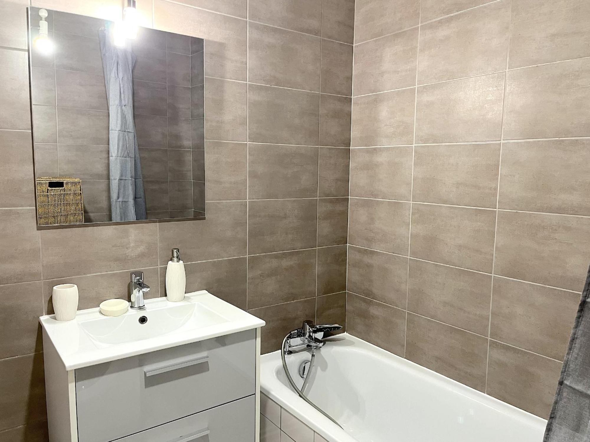 Joli Studio Avec Jardin Apartment อานซี ภายนอก รูปภาพ